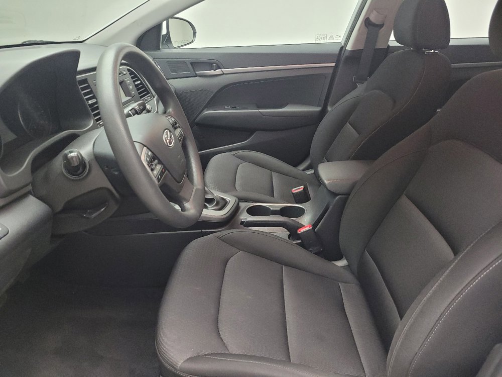 Used 2018 Hyundai Elantra SE FWD image 17