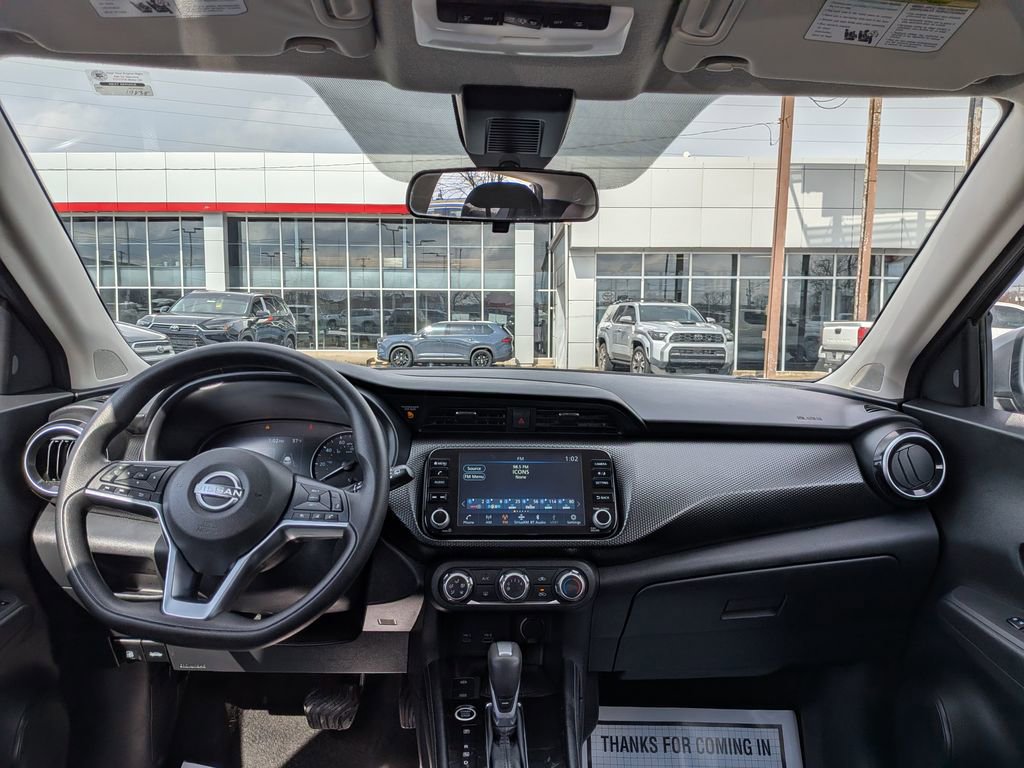 Used 2024 Nissan Kicks SV image 12