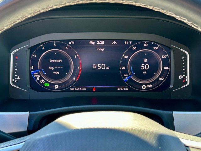 Certified 2022 Volkswagen Atlas Cross Sport SE w/ Panoramic Sunroof Package image 38