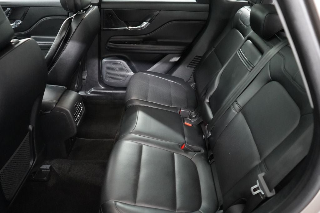 Used 2020 Lincoln Corsair FWD w/ Premium Package image 21