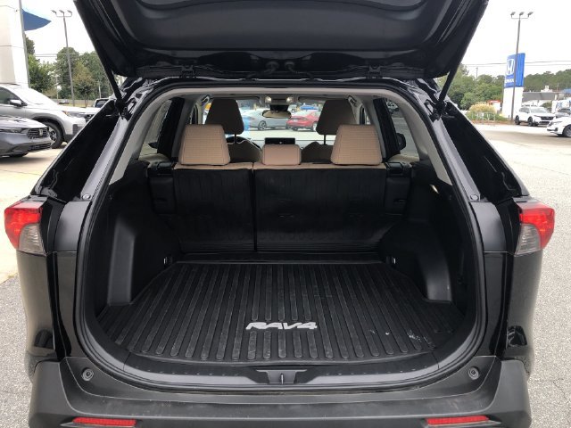 Used 2025 Toyota RAV4 LE FWD image 11