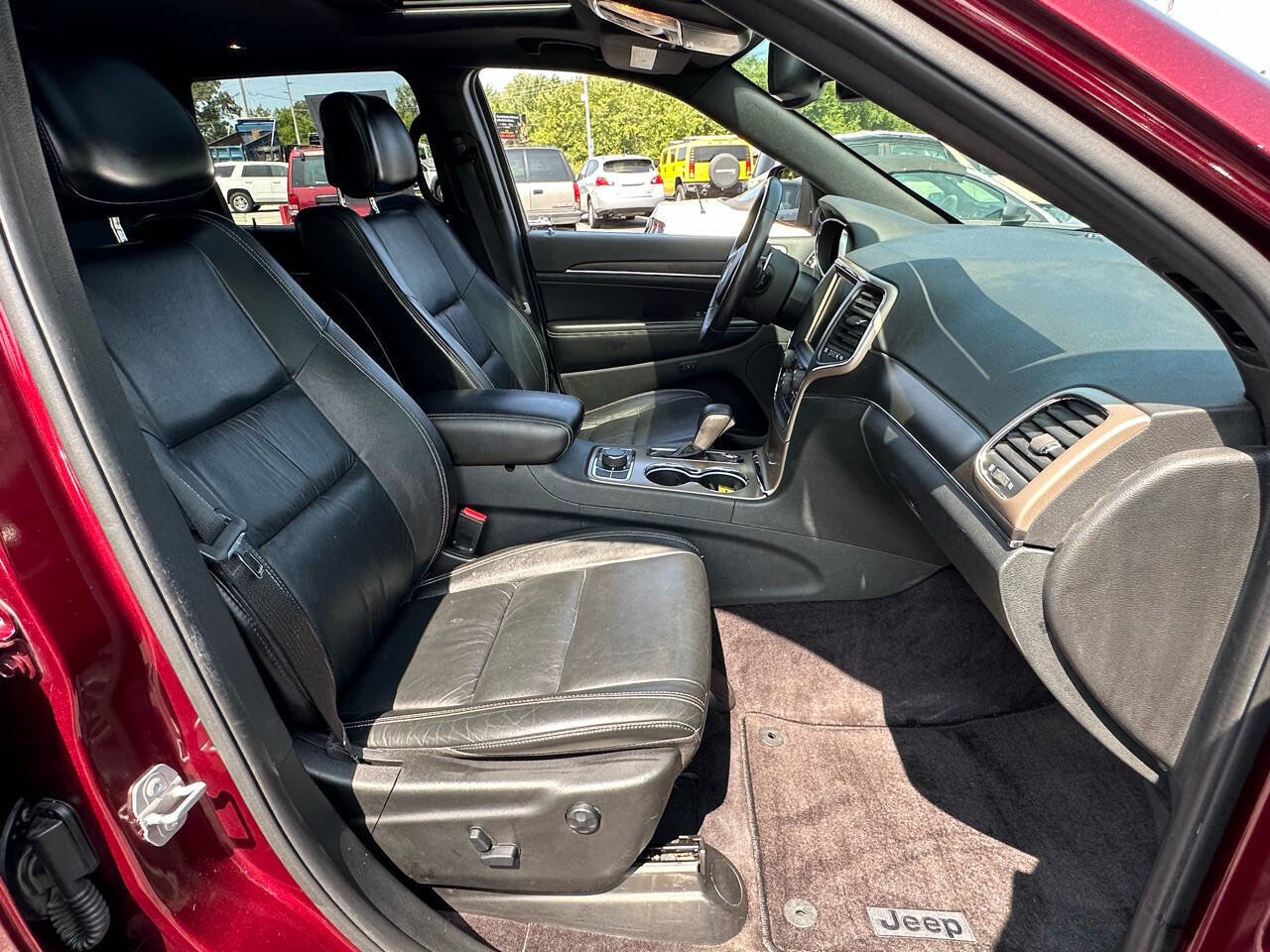 Used 2016 Jeep Grand Cherokee Limited image 25