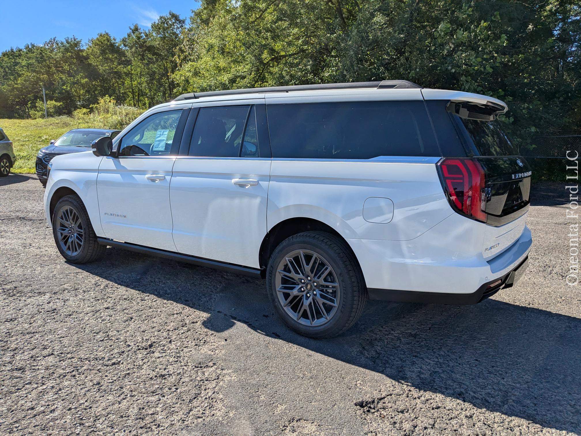 New 2027 Ford Expedition Max Platinum w/ Driver's Package AWD/4WD image 3