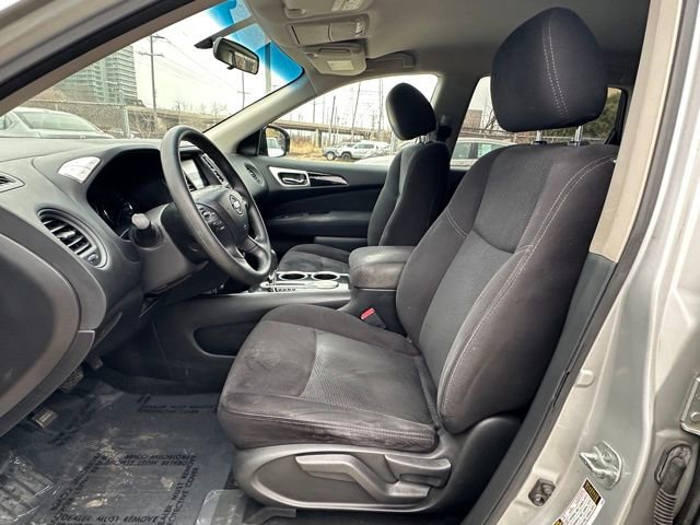 Used 2014 Nissan Pathfinder S image 8