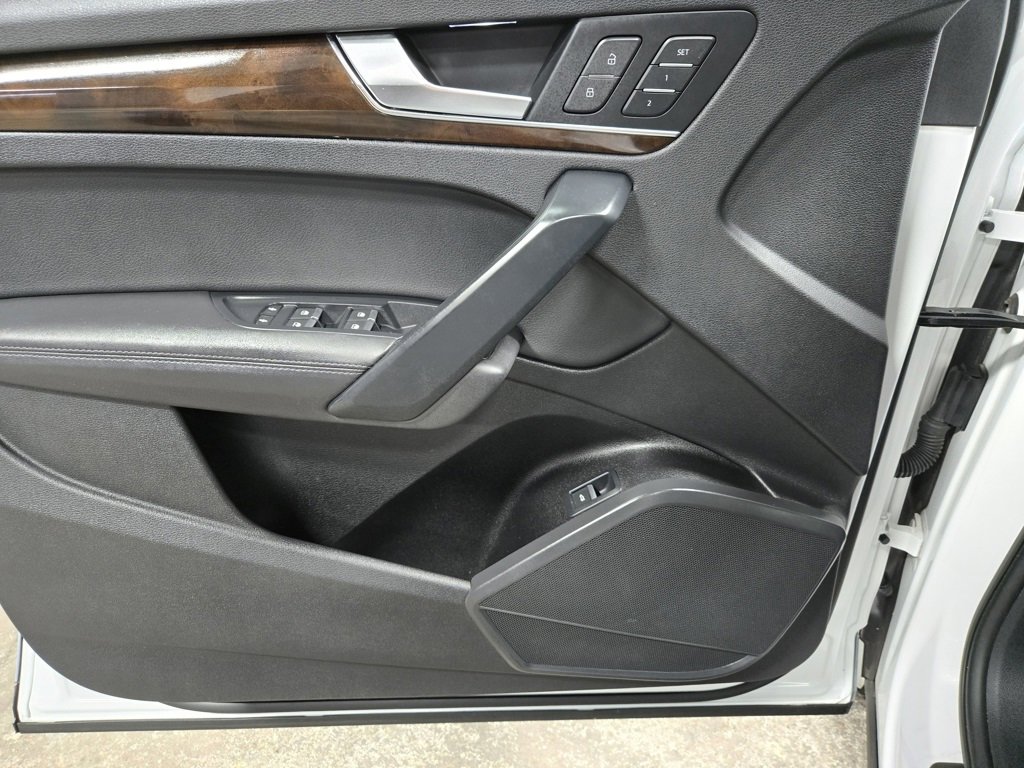 Used 2019 Audi Q5 2.0T Premium Plus image 8