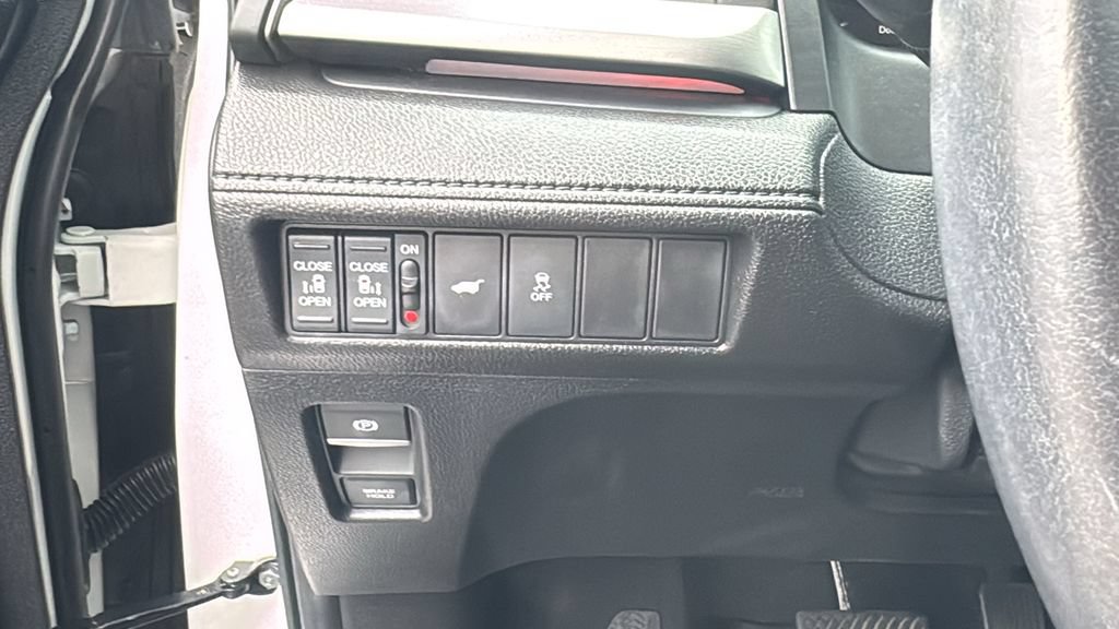 Certified 2025 Honda Odyssey Sport-L image 17