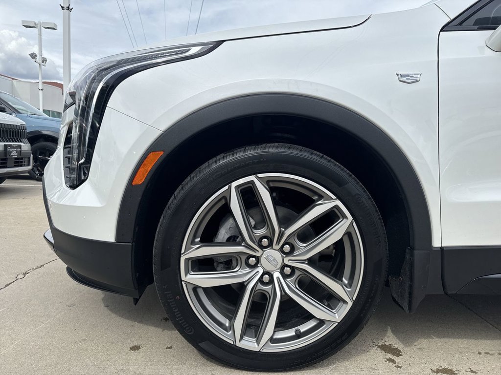 Certified 2023 Cadillac XT4 Sport w/ Sun And Sound Package AWD/4WD image 38
