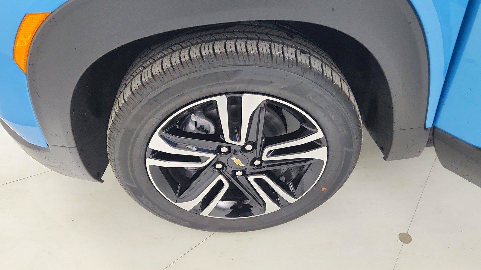 Used 2025 Chevrolet TrailBlazer LT FWD image 34