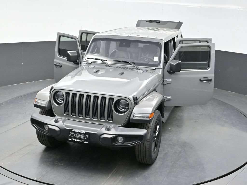 Used 2023 Jeep Wrangler Unlimited Sahara AWD/4WD image 43