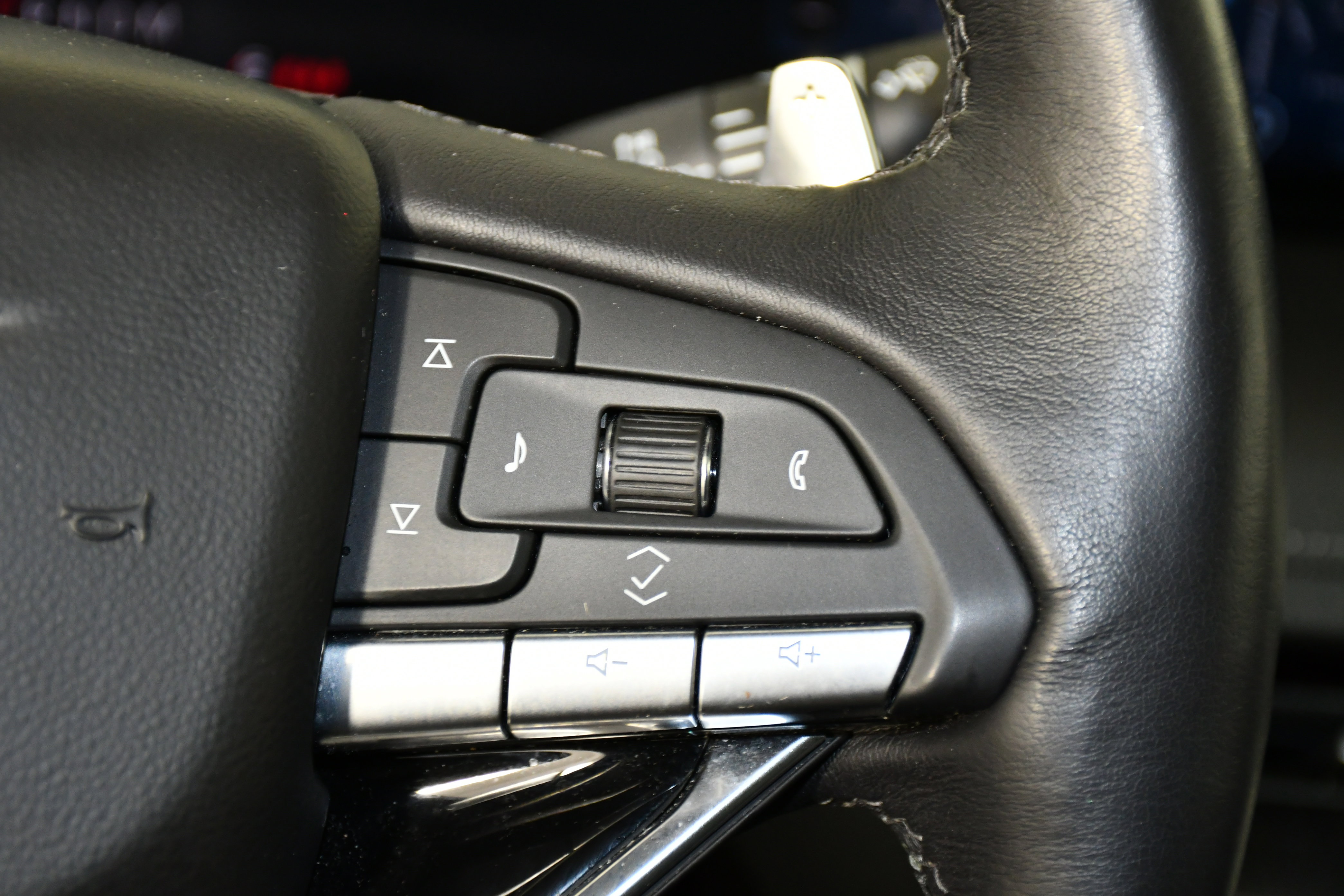 Used 2025 Cadillac CT5 Premium Luxury image 21