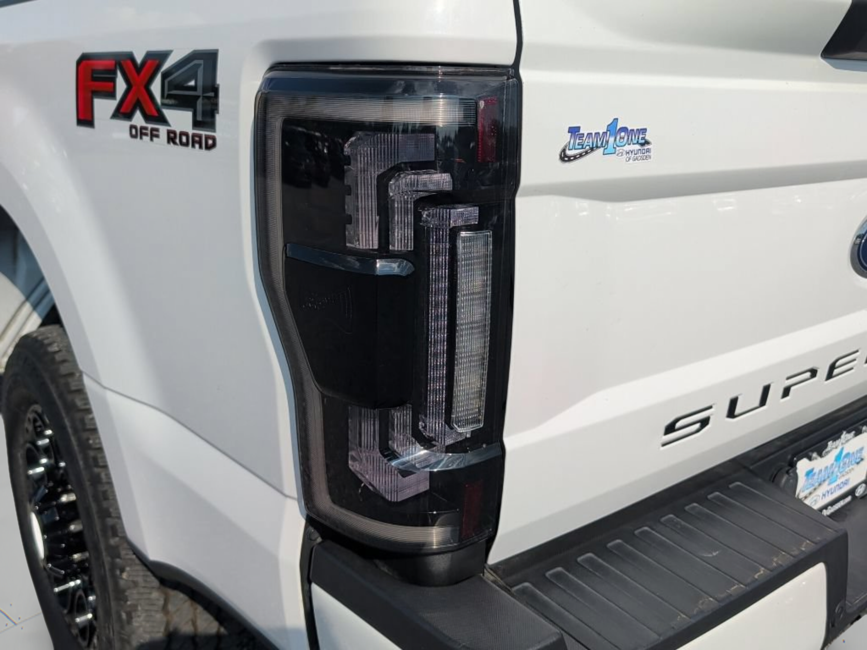Used 2019 Ford F250 Lariat w/ Lariat Value Package AWD/4WD image 16