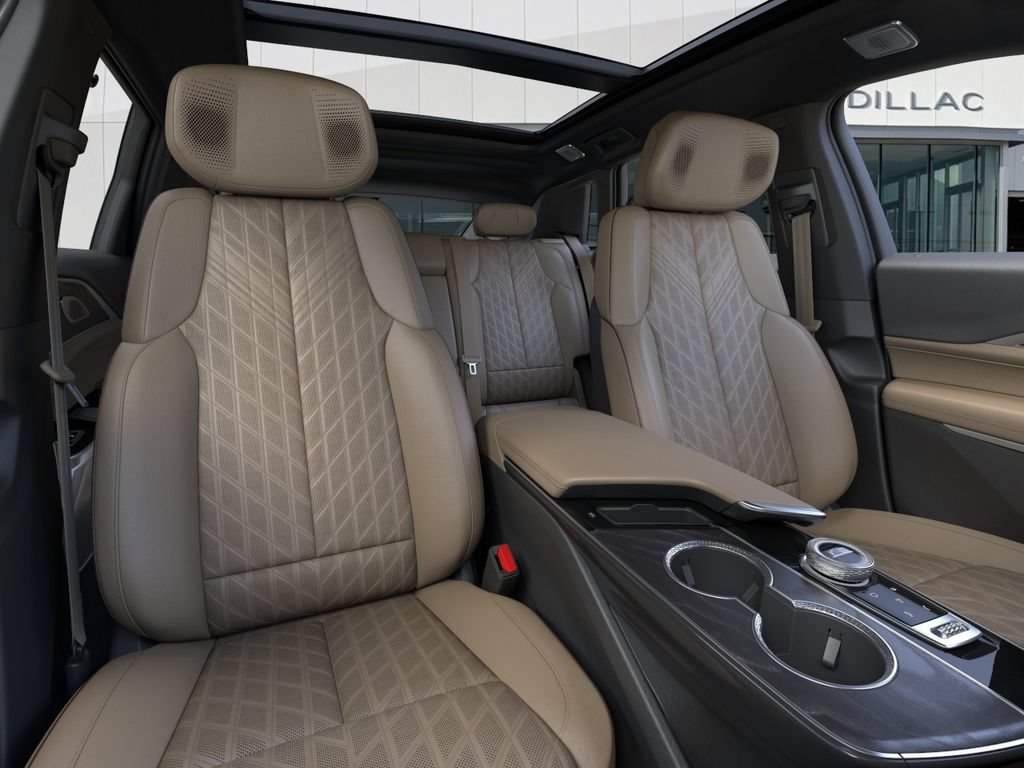 New 2026 Cadillac Lyriq Signature Sport w/ Nappa Leather Package AWD/4WD image 16