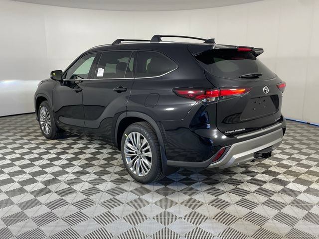 New 2026 Toyota Highlander Platinum AWD/4WD image 8