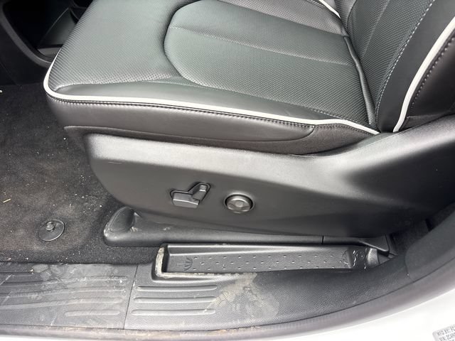 New 2027 Chrysler Pacifica Limited w/ S Appearance Package AWD/4WD image 7