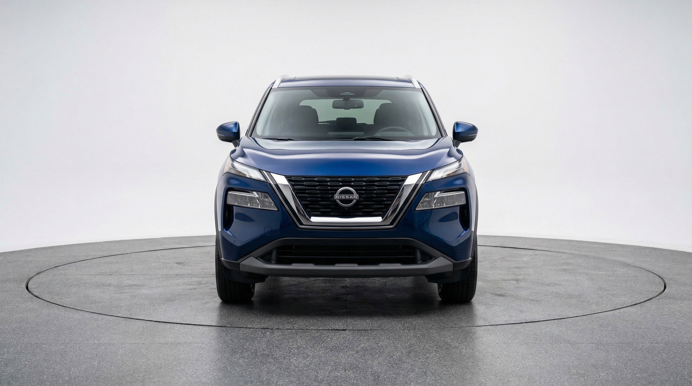 Used 2025 Nissan Rogue SV image 2
