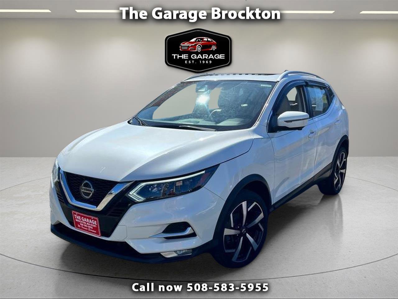 Used 2022 Nissan Rogue Sport SL w/ Premium Package image 1
