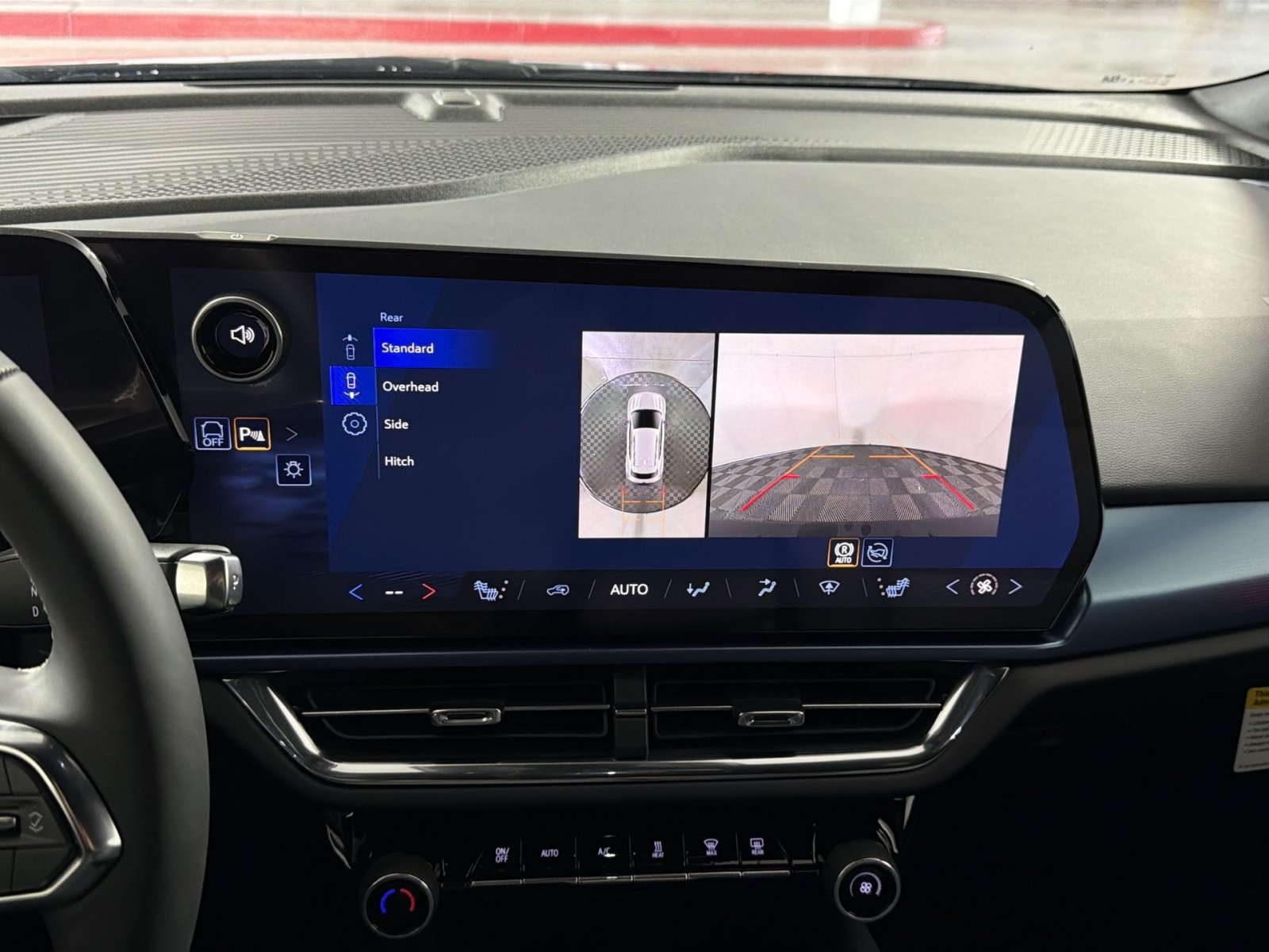 New 2026 Chevrolet Equinox EV LT AWD/4WD image 19