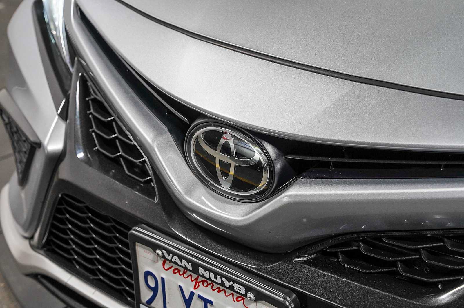 Used 2024 Toyota Camry XSE w/ Blackout Package (TMS) FWD image 8