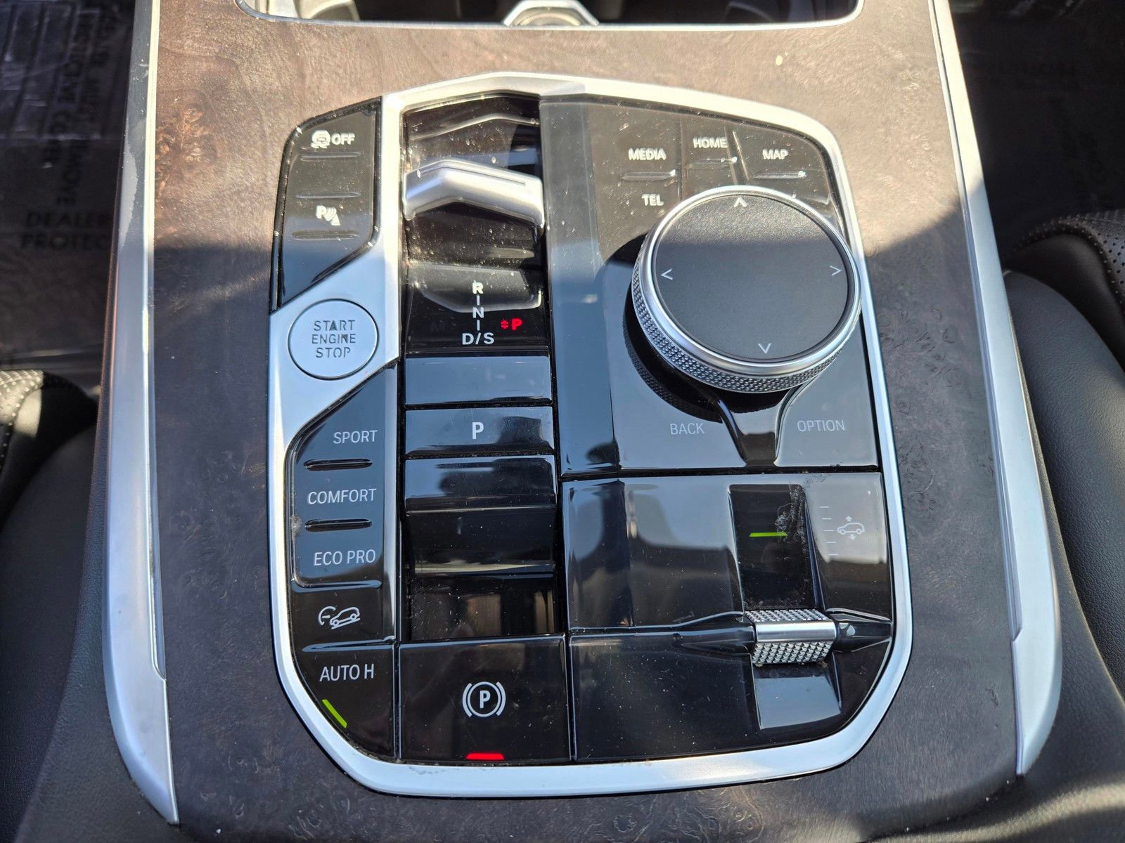 Used 2024 BMW X7 xDrive40i w/ Premium Package AWD/4WD image 18