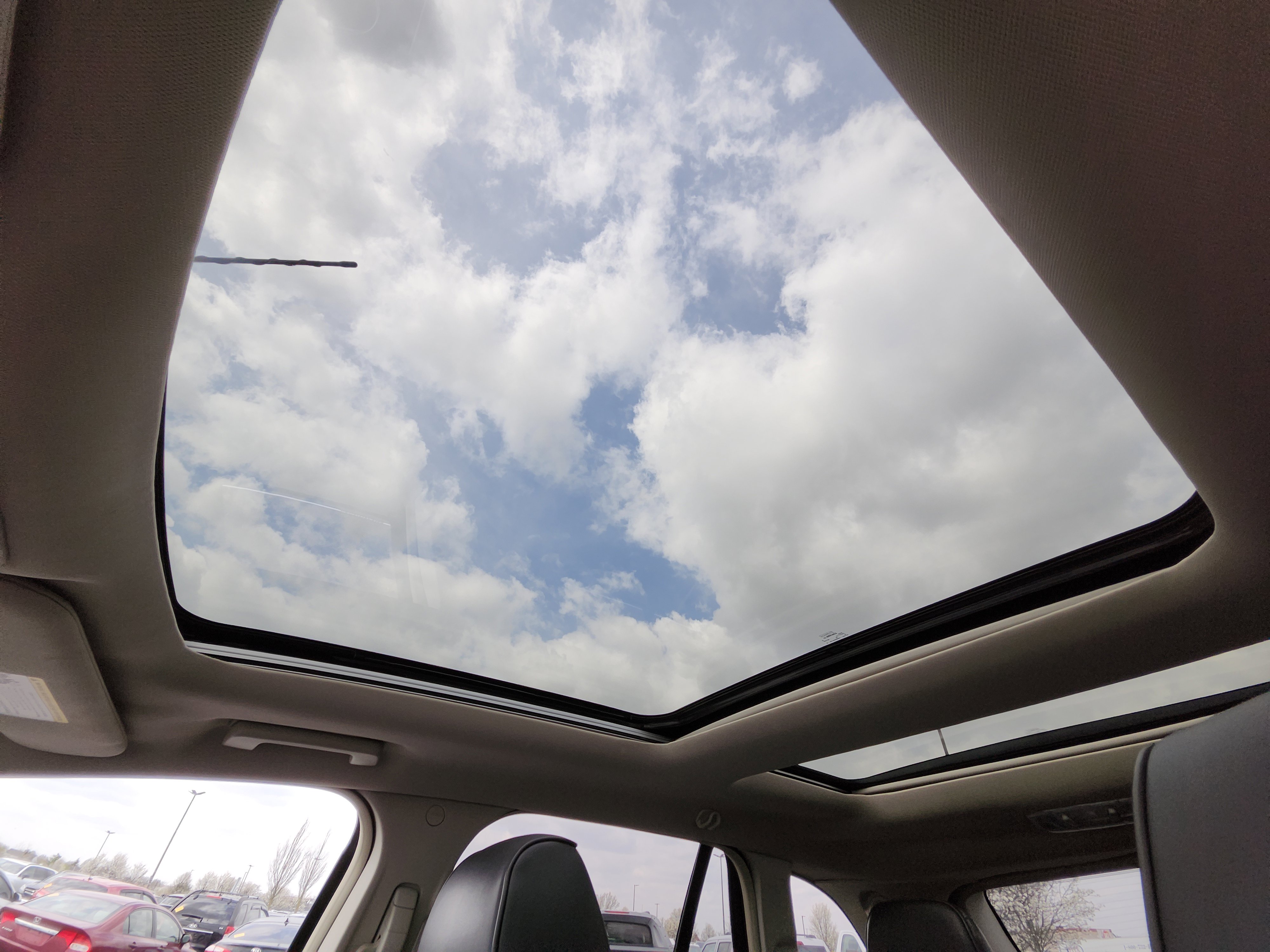 Used 2014 Lincoln MKX AWD w/ Equipment Group 101A image 2