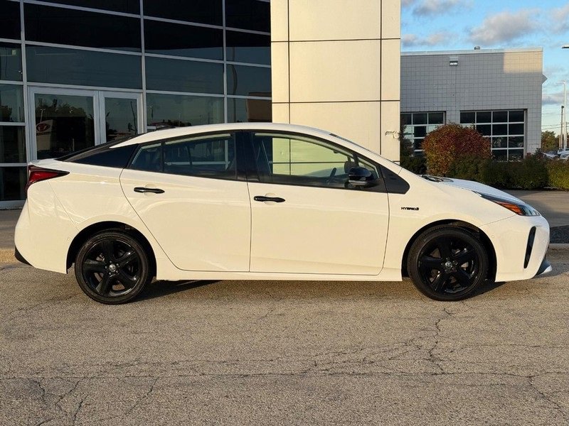 Used 2022 Toyota Prius video 2