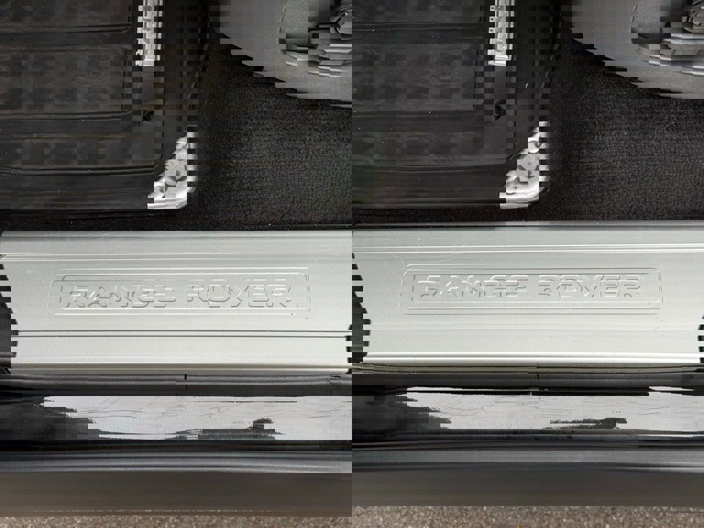 Used 2021 Land Rover Range Rover Sport HSE Silver Edition image 14