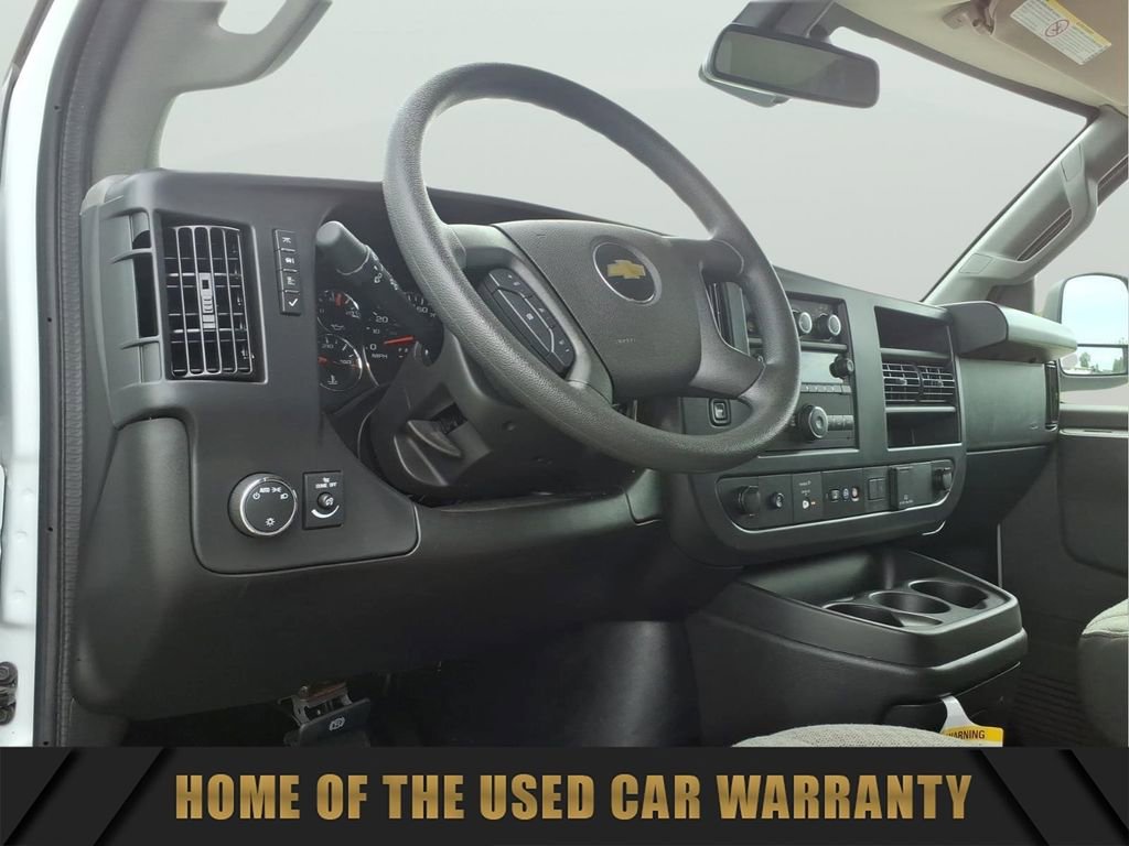 Used 2025 Chevrolet Express 3500 LT w/ LT Preferred Equipment Group RWD image 16
