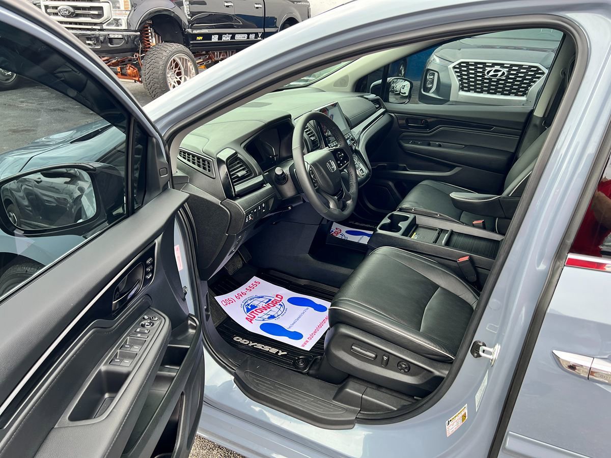 Used 2023 Honda Odyssey Elite image 10