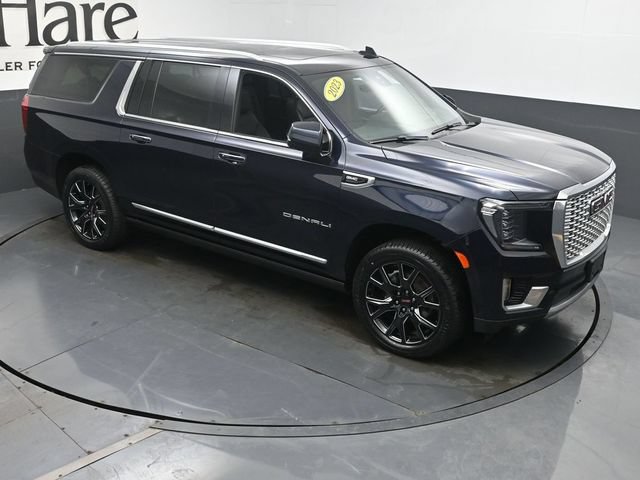 Used 2023 GMC Yukon XL Denali w/ Denali Reserve Package AWD/4WD image 51