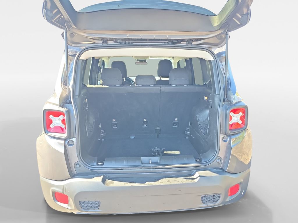 Used 2017 Jeep Renegade Latitude image 22