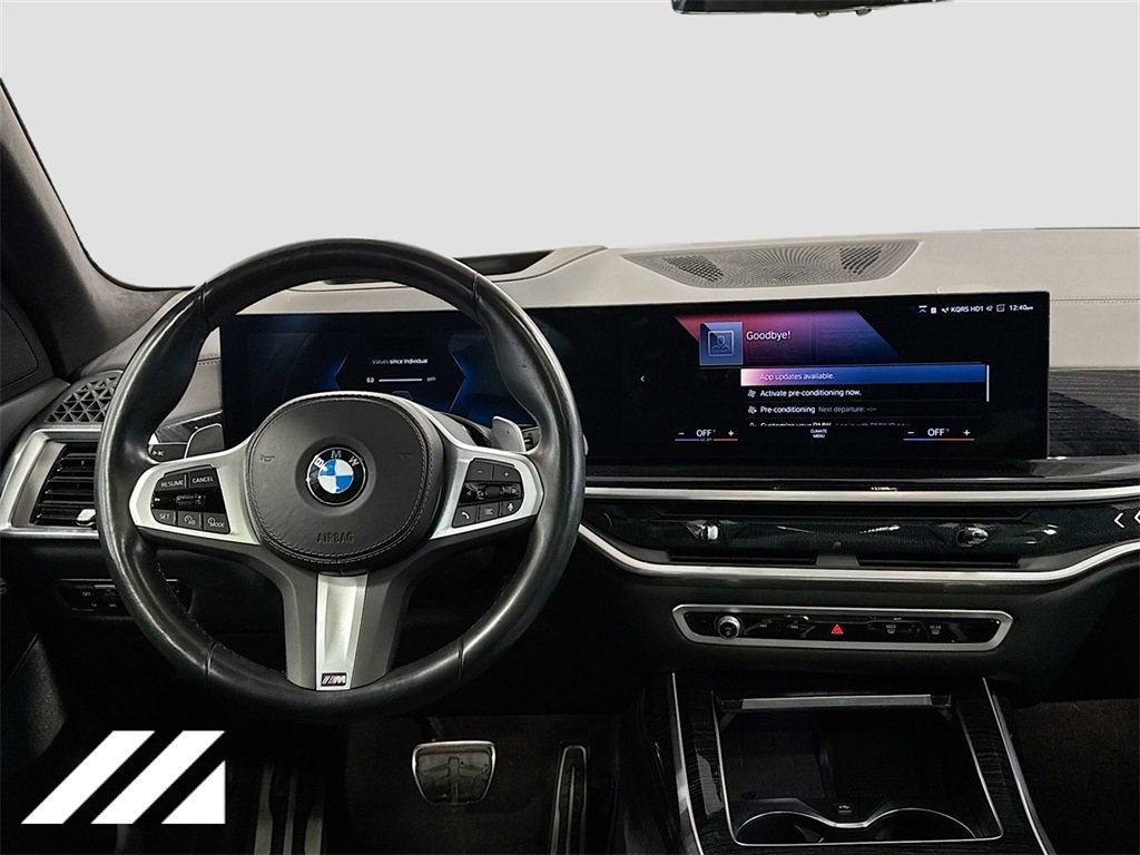 Used 2023 BMW X7 xDrive40i w/ M Sport Package image 24