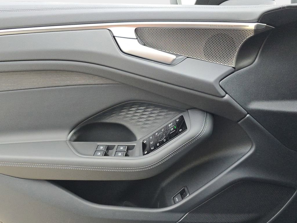 New 2026 Audi A6 Premium Plus image 18