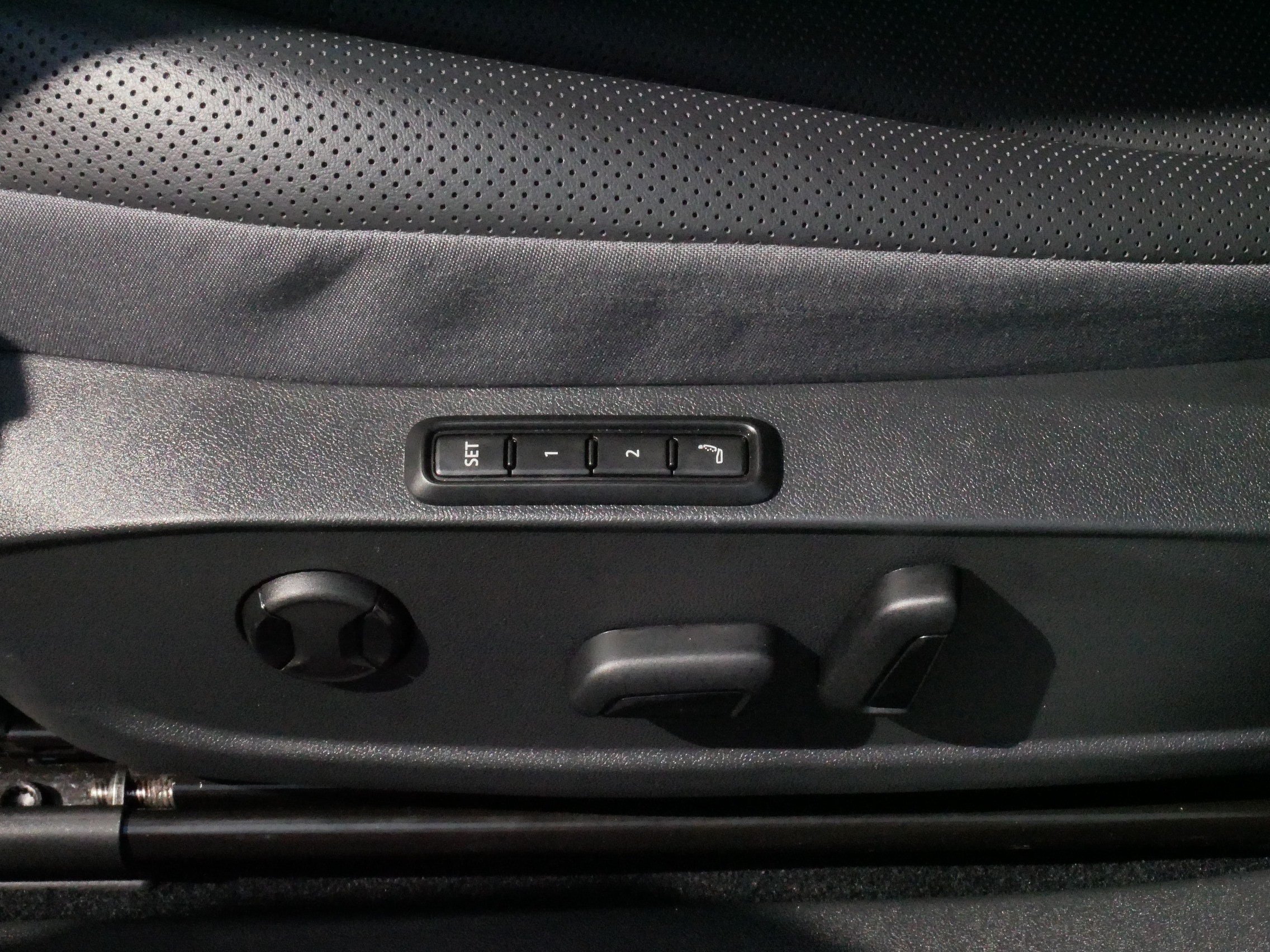 Certified 2024 Volkswagen ID.4 Pro S AWD/4WD image 20