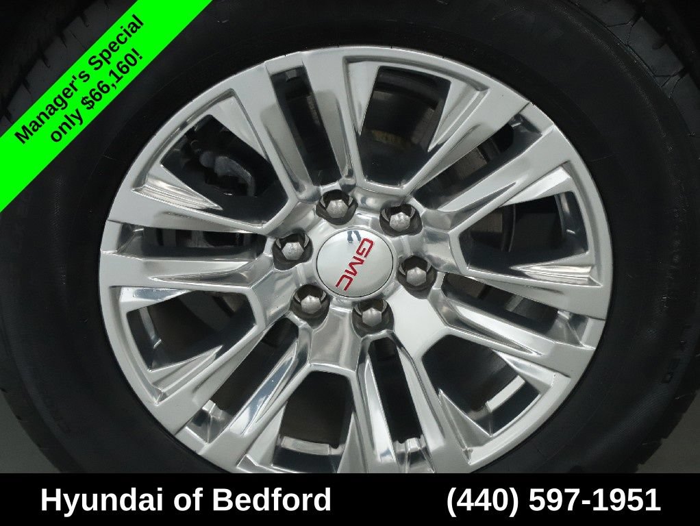 Used 2025 GMC Yukon Denali AWD/4WD image 13