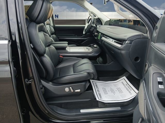 Used 2025 Lincoln Navigator L Reserve image 15