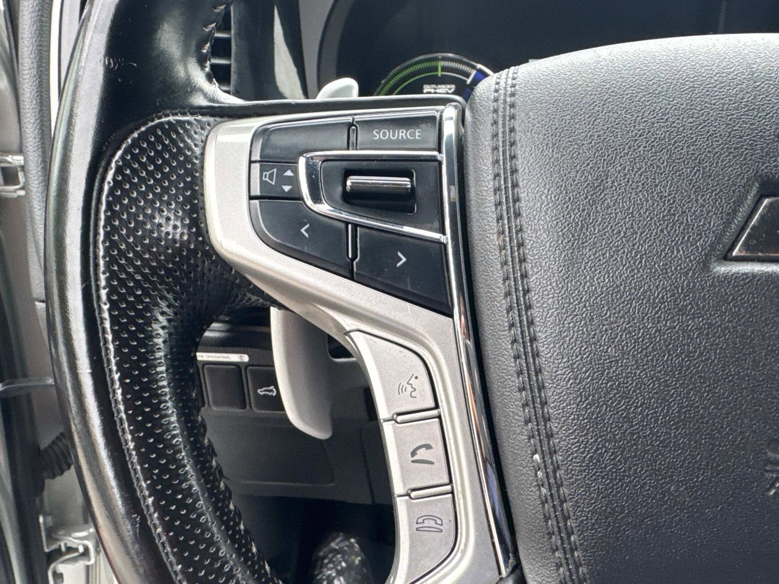 Used 2022 Mitsubishi Outlander GT image 16