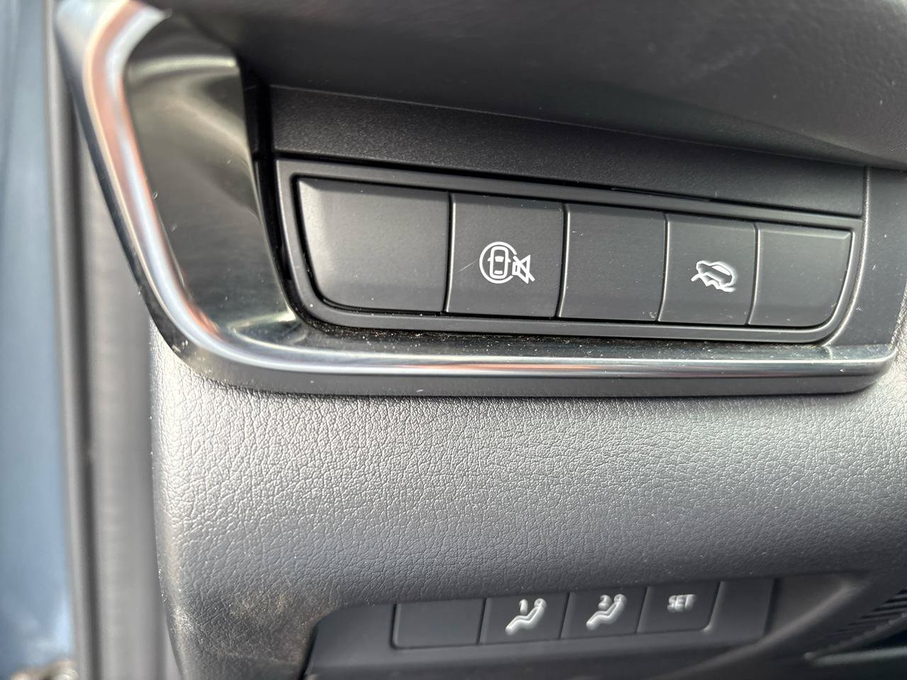 Used 2025 MAZDA CX-30 AWD 2.5 S w/ Preferred Package image 17