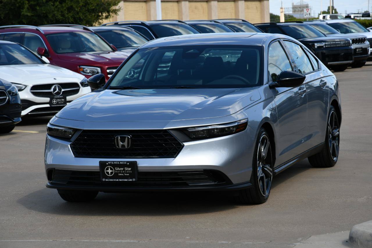 Used 2026 Honda Accord SE image 2