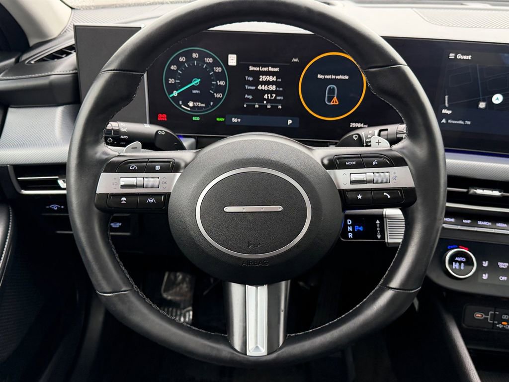 Certified 2025 Hyundai Sonata Limited FWD image 13