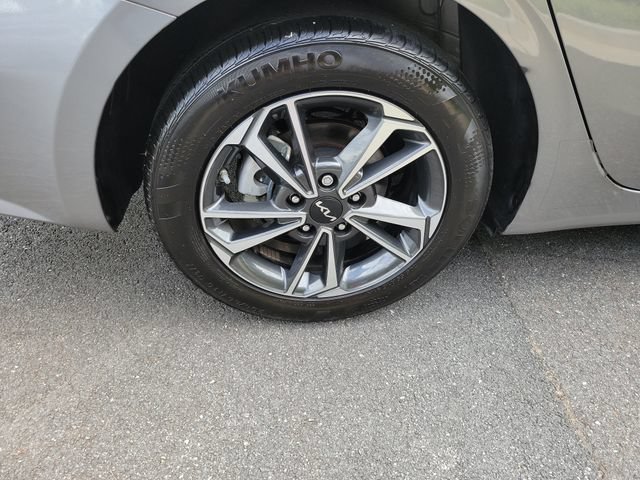 Certified 2024 Kia Forte LXS w/ LXS Technology Package FWD image 13