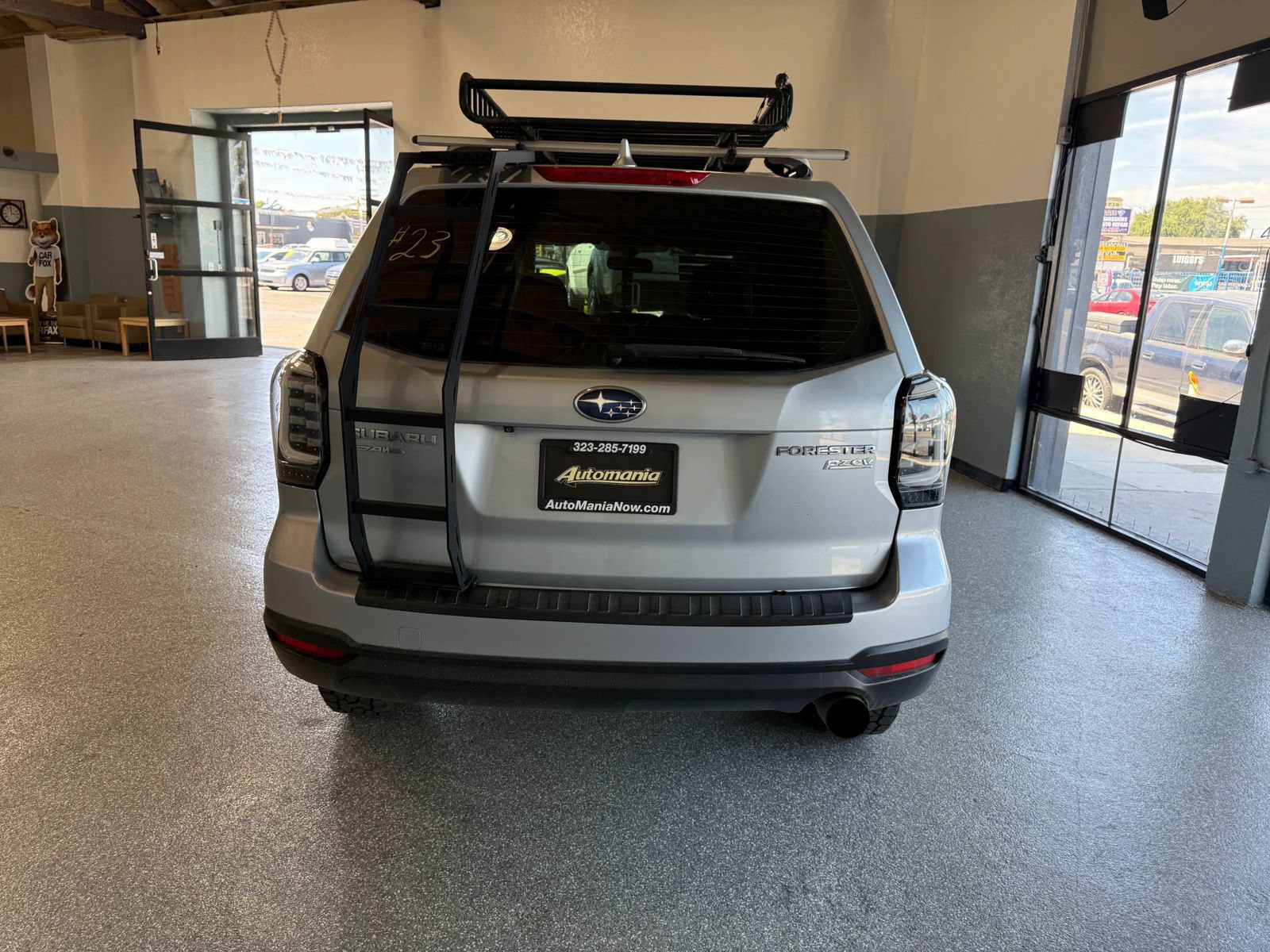 Used 2017 Subaru Forester 2.5i AWD/4WD image 6