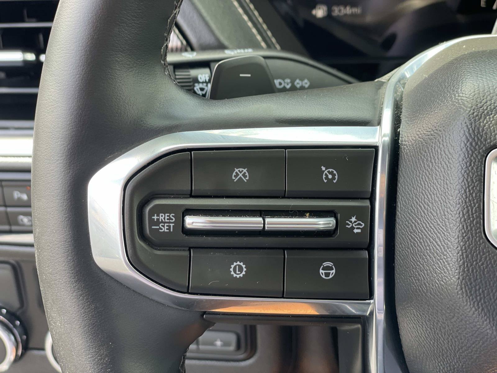 New 2026 GMC Yukon XL Elevation w/ Elevation Premium Package RWD image 11