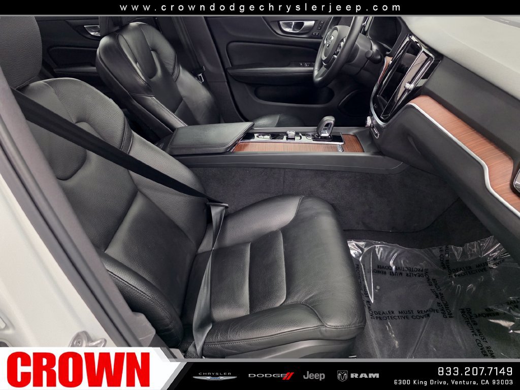 Used 2024 Volvo S60 B5 Plus AWD/4WD image 11