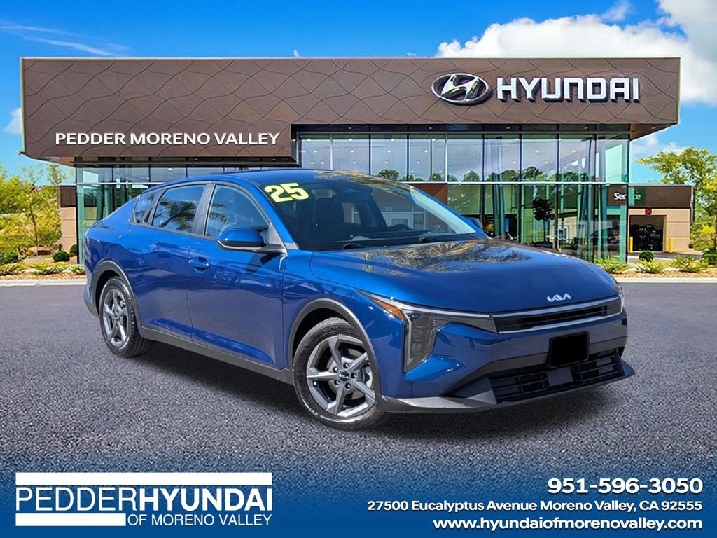 Used 2025 Kia K4 LXS