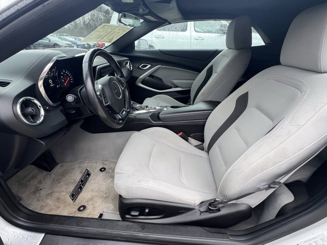 Used 2018 Chevrolet Camaro SS image 11
