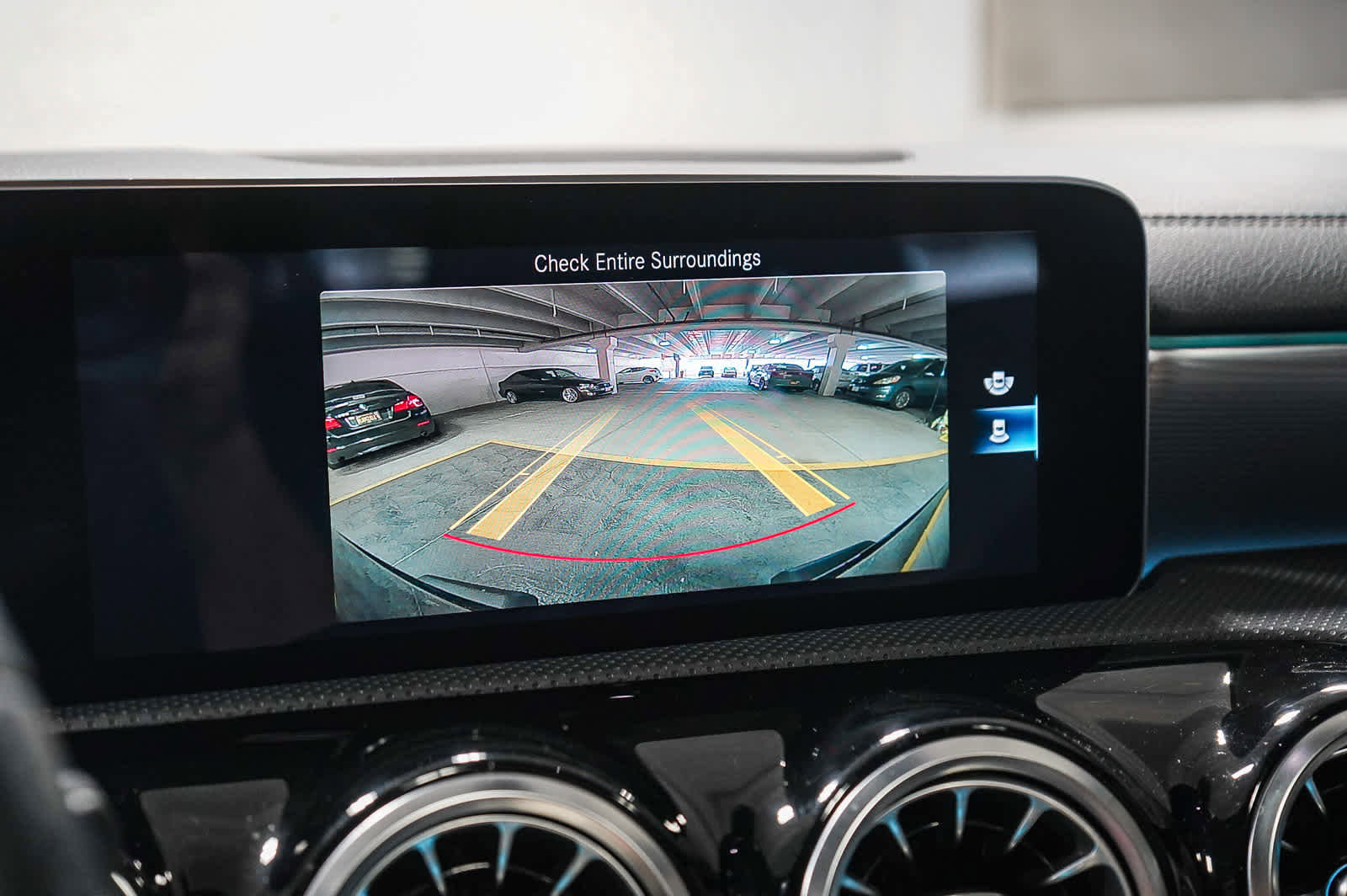 Used 2020 Mercedes-Benz CLA 250 image 29