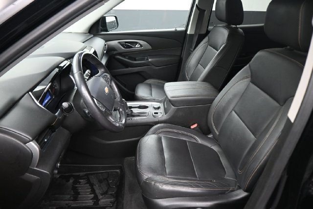 Used 2020 Chevrolet Traverse LT w/ LT Premium Package AWD/4WD image 23
