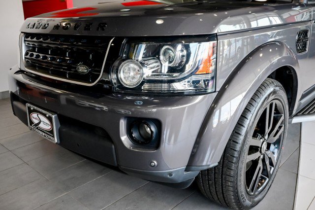 Used 2016 Land Rover LR4 HSE Silver Edition AWD/4WD image 9