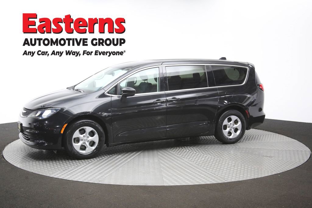 Used 2017 Chrysler Pacifica LX w/ Tire & Wheel Group FWD image 56