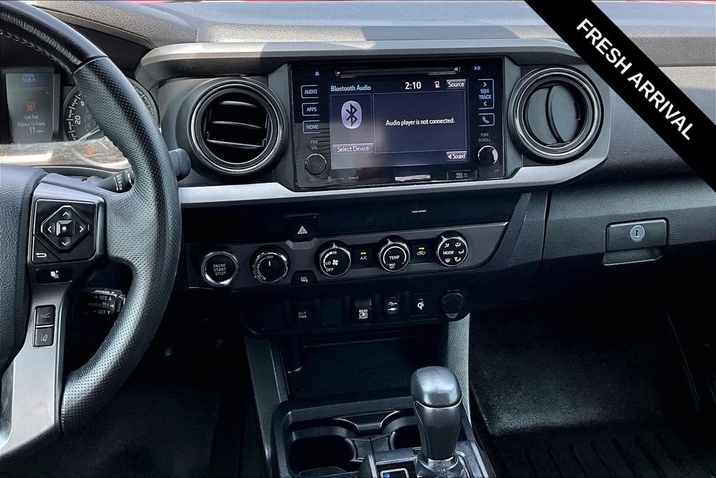 Used 2019 Toyota Tacoma TRD Off-Road AWD/4WD image 9